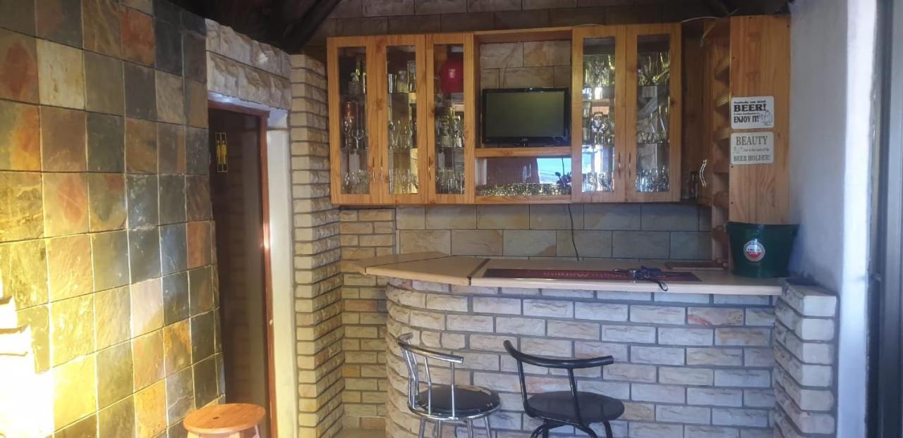 Aliwal Villa Guest Lodge المظهر الخارجي الصورة
