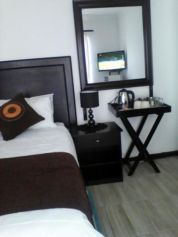 Aliwal Villa Guest Lodge المظهر الخارجي الصورة
