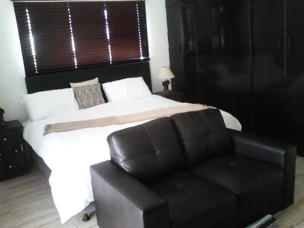 Aliwal Villa Guest Lodge المظهر الخارجي الصورة