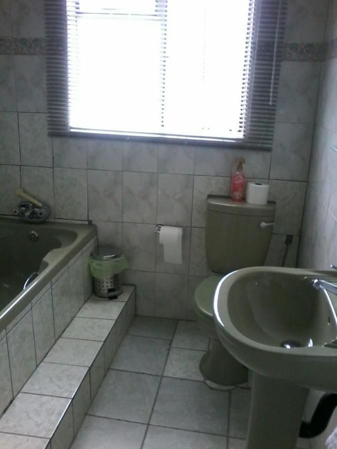 Aliwal Villa Guest Lodge المظهر الخارجي الصورة